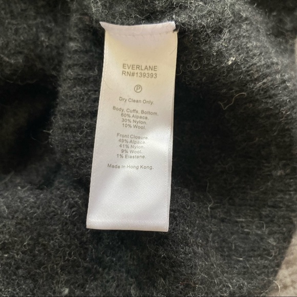 EUC Everlane Oversized Alpaca Cardigan - Heathered Black - Size M - Picture 6 of 6